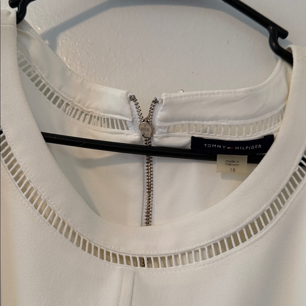 Tommy Hilfiger Cream Sleeveless Mini Dress - Picture 5 of 5